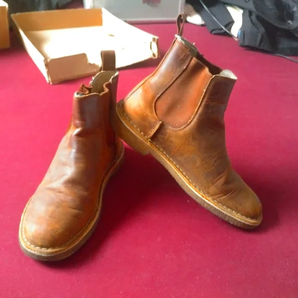 Desert Boot - Picture 1 of 2